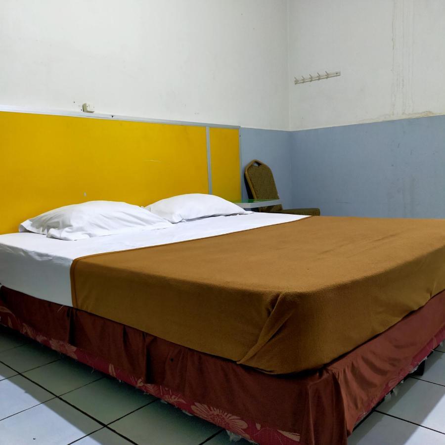 Hotel Nirwana Ternate Redpartner Exterior photo