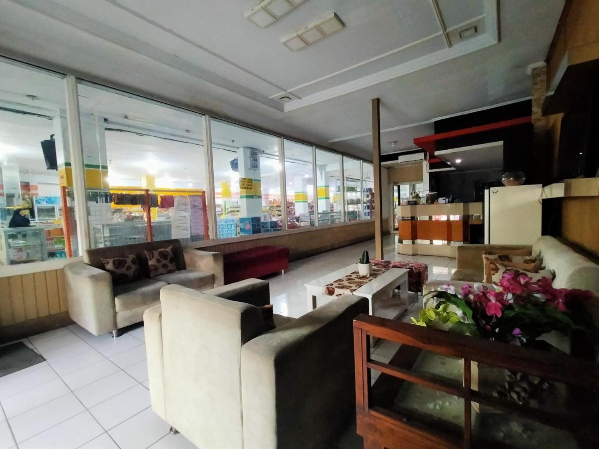 Hotel Nirwana Ternate Redpartner Exterior photo