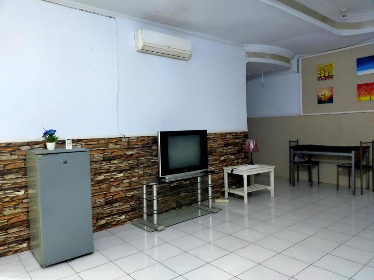 Hotel Nirwana Ternate Redpartner Exterior photo