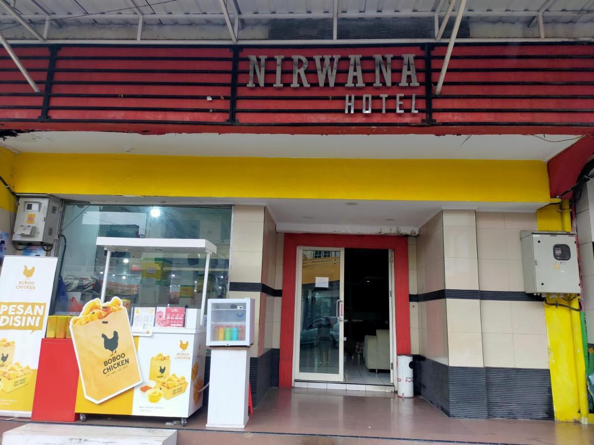 Hotel Nirwana Ternate Redpartner Exterior photo