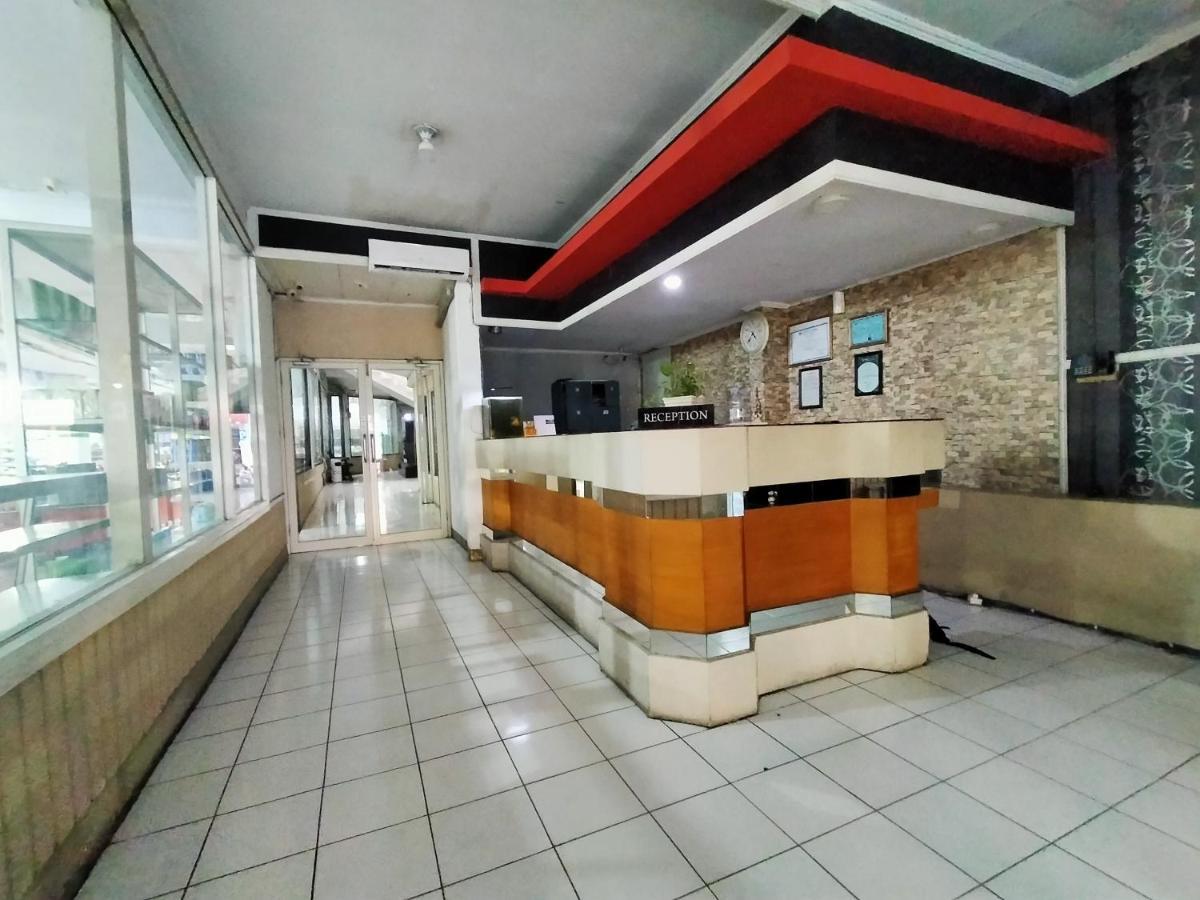 Hotel Nirwana Ternate Redpartner Exterior photo