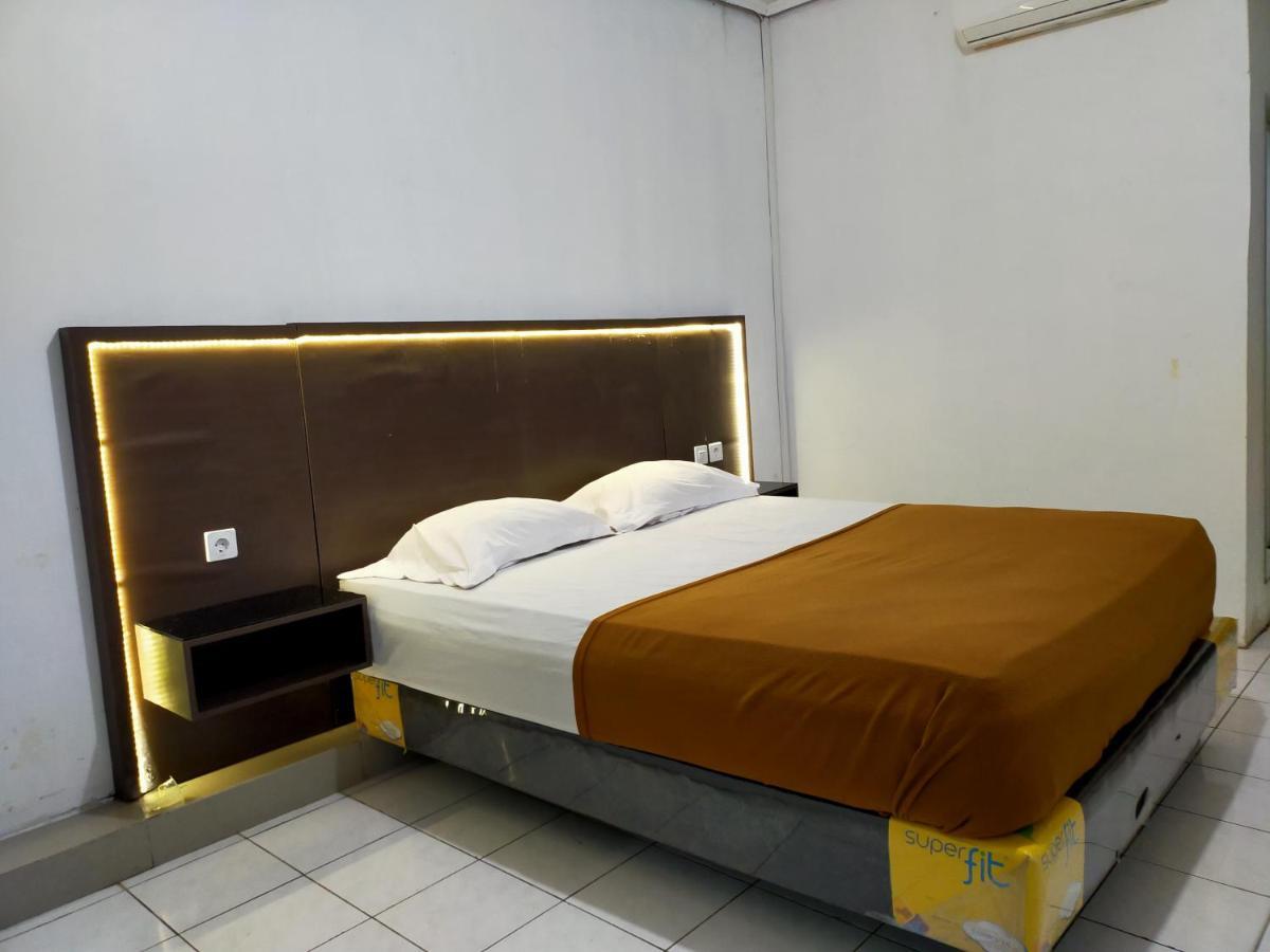 Hotel Nirwana Ternate Redpartner Exterior photo